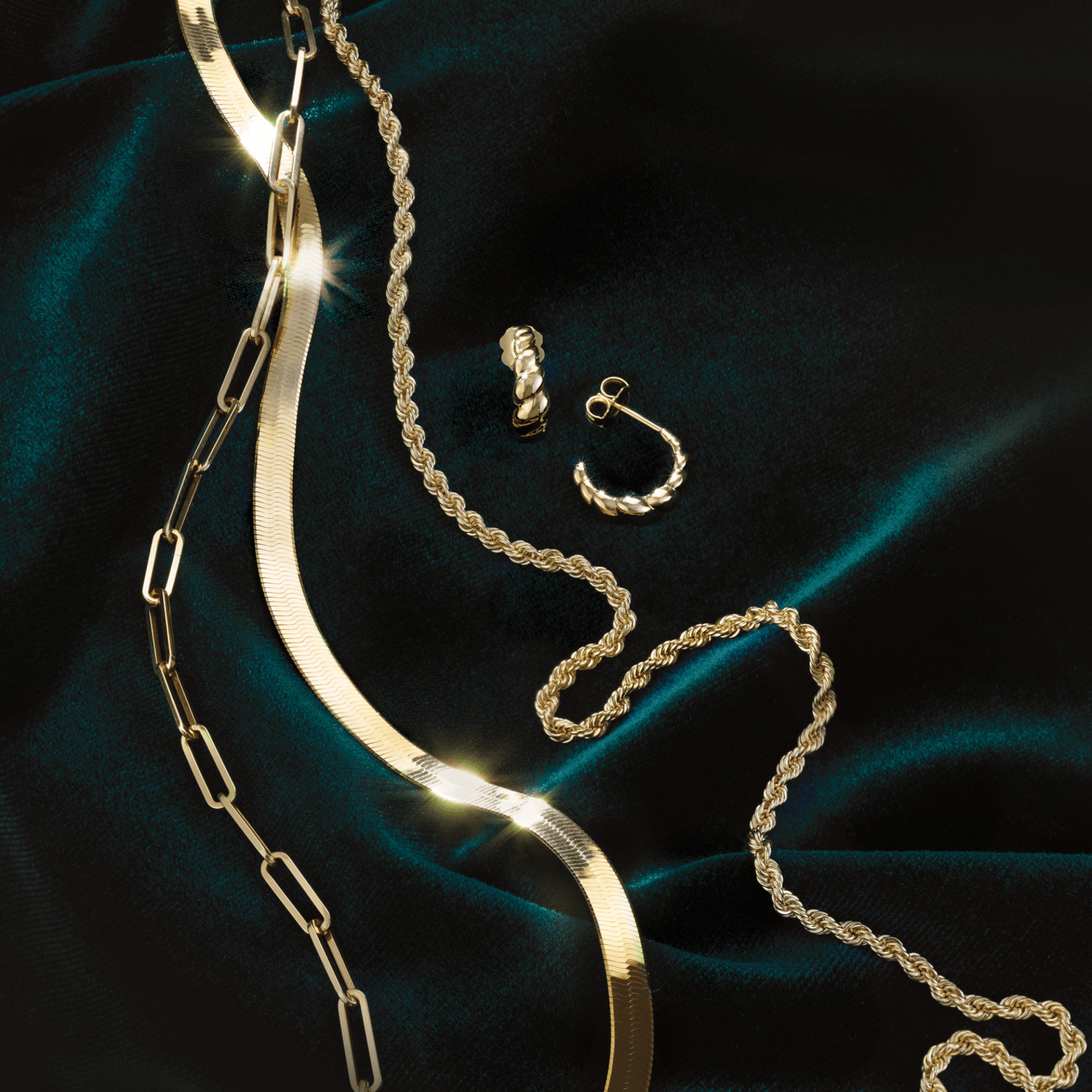 Flexible Herringbone Bracelet - ALIZETI FINE